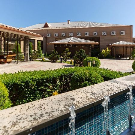 La Defense Hotel Jerevan Eksteriør billede