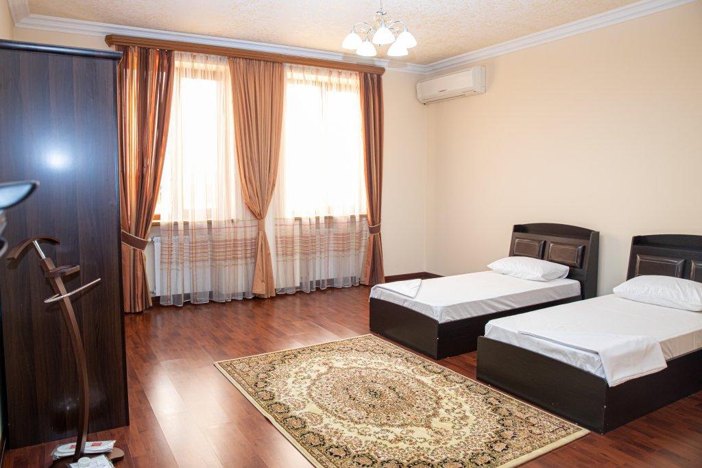 La Defense Hotel Jerevan Eksteriør billede