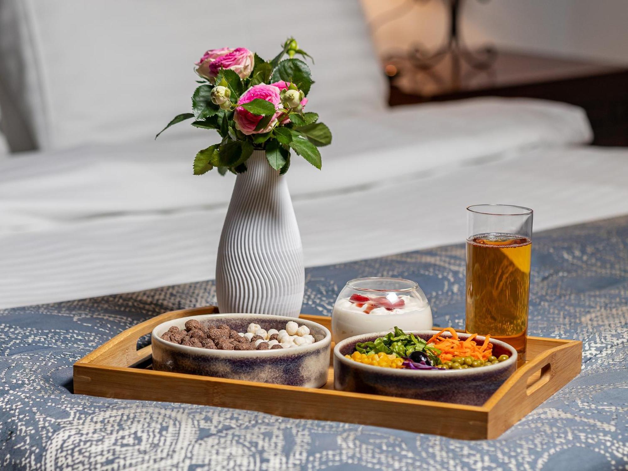 La Defense Hotel Jerevan Eksteriør billede